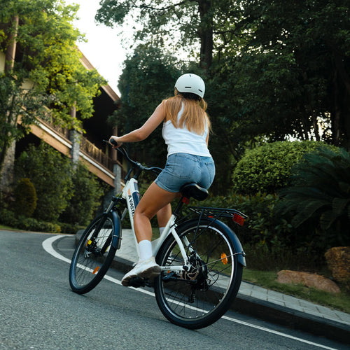 26 Inch Electric Bike for Adults, Electric EBike with 7-Speed, Low-step-through Electric Bicycles ,Assisted up to 70km Ebike White | A32